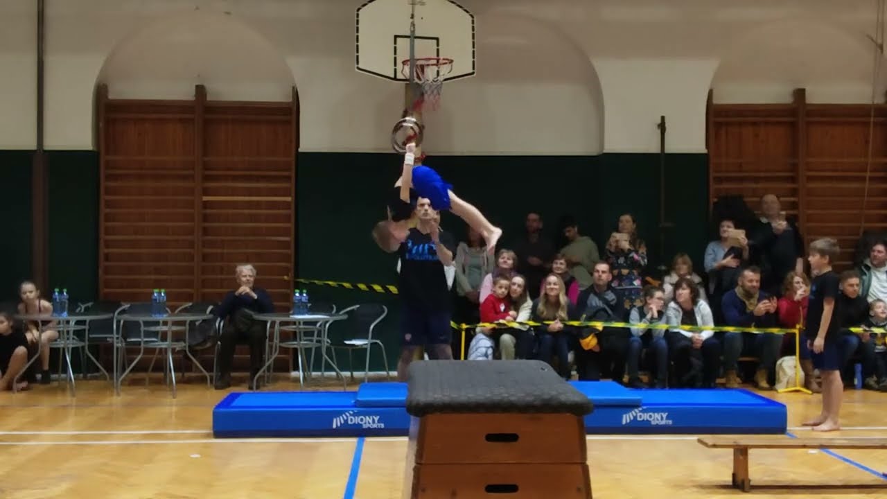 Nejmladší žáci přeskok + kruhy