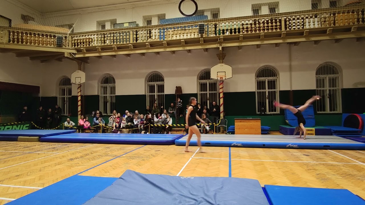 Black girls airtrack